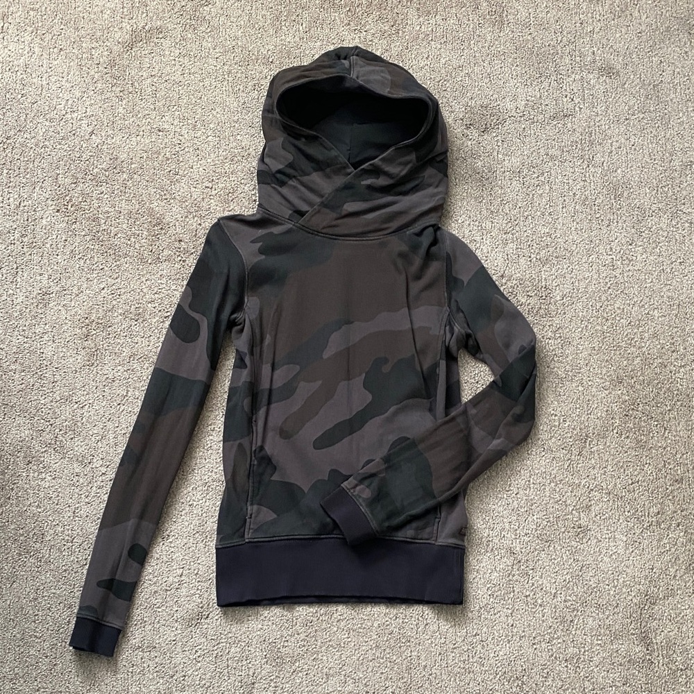 G-Star Women’s camo hoodie